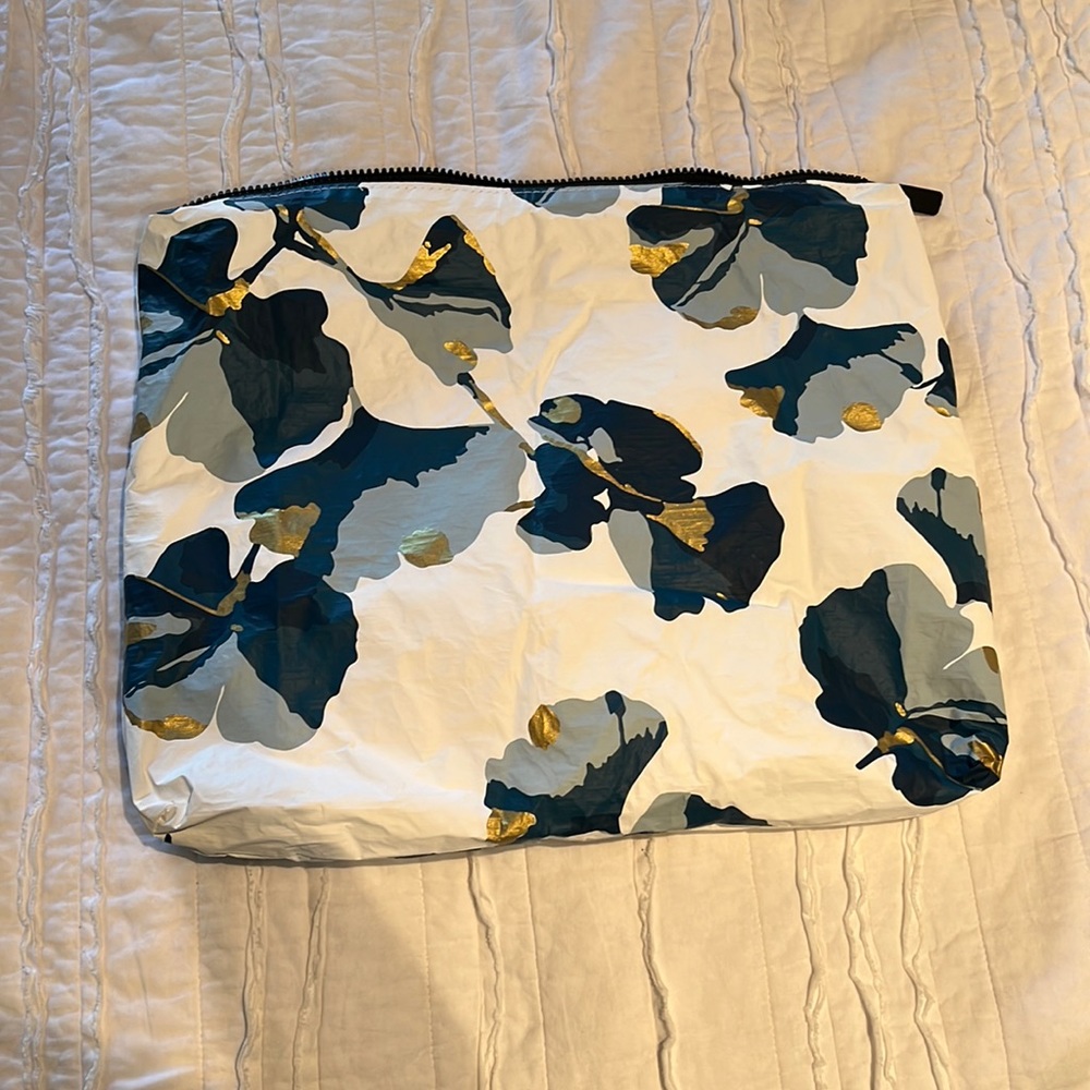 Aloha collection large pouch